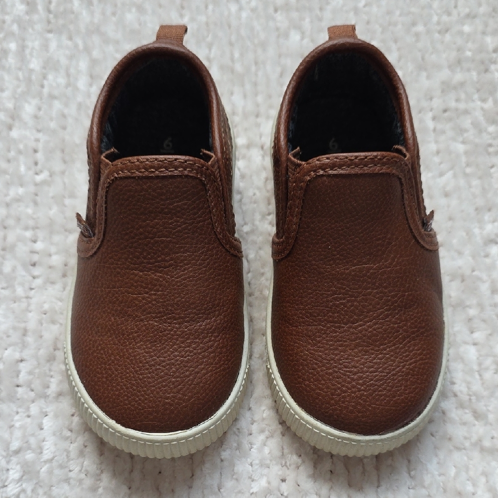 Carter's Brown Slip-On Baby Shoes. Size 6